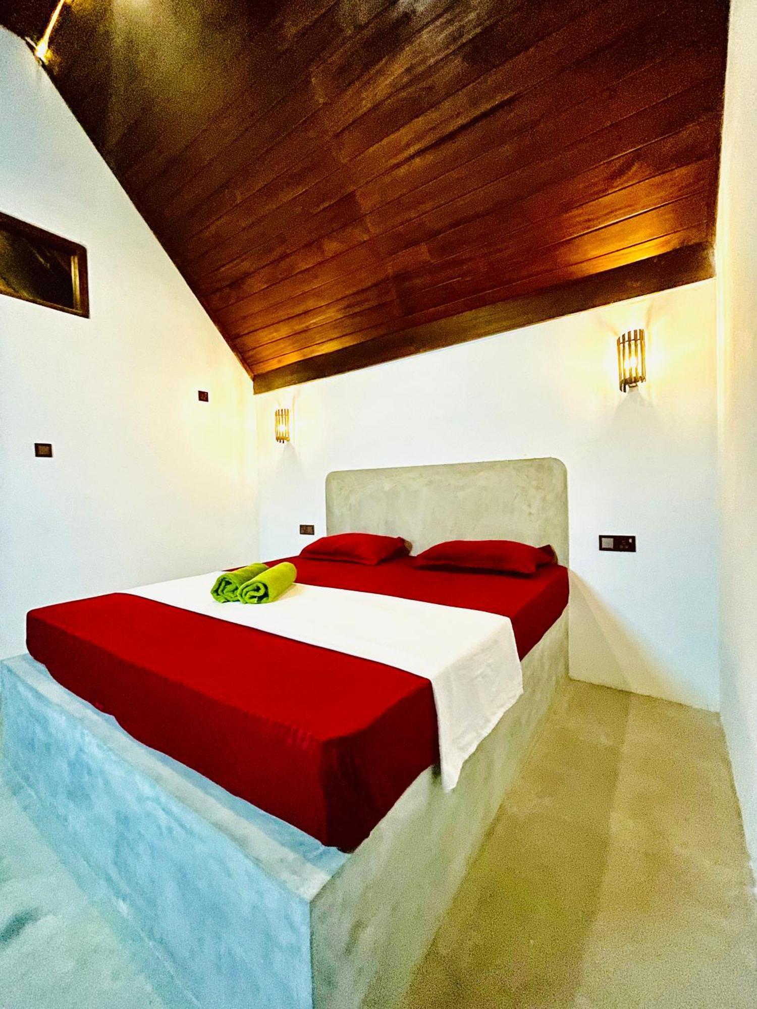 Hotel Udawalawa Safari House Udawalawe Esterno foto